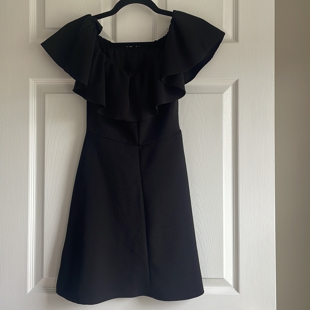 Almost Famous Ruffled Off the Shoulder Dress - Picture 2 of 5
